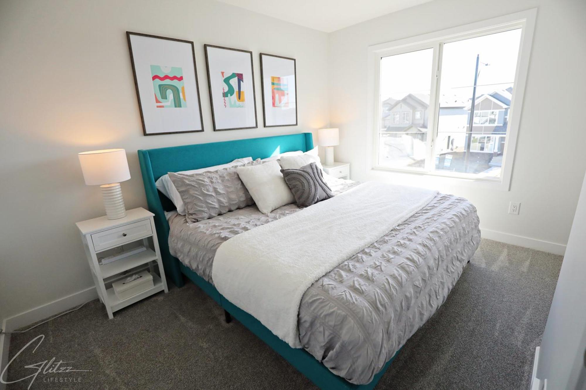 Beautiful Home With 4 King Beds,Airport,Disney+ Edmonton Exterior photo
